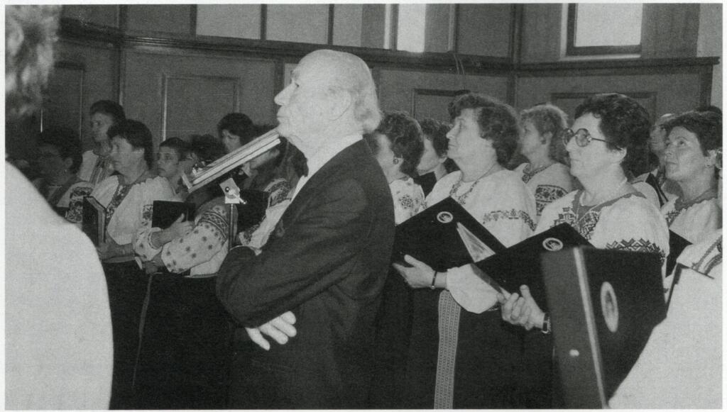 Het Groot Milleniumkoor o.l.v. Dhr. Hajdamacha.